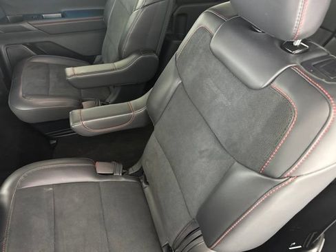 Used 2025 Ford Explorer ST w/ Sun And Sound Package AWD/4WD image 26