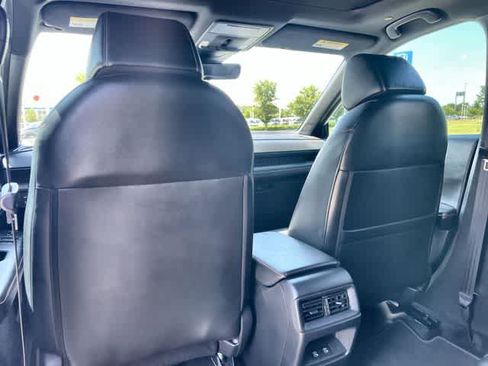 Used 2025 Honda CR-V Sport-L image 13