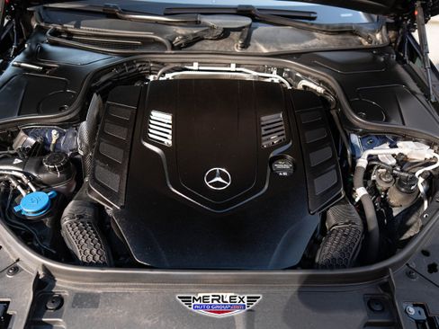 Used 2020 Mercedes-Benz S 560 4MATIC Sedan w/ Premium Package image 54