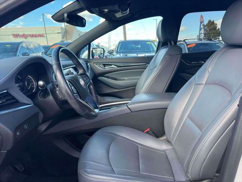 Used 2022 Buick Enclave Essence w/ Sport Touring Edition image 16