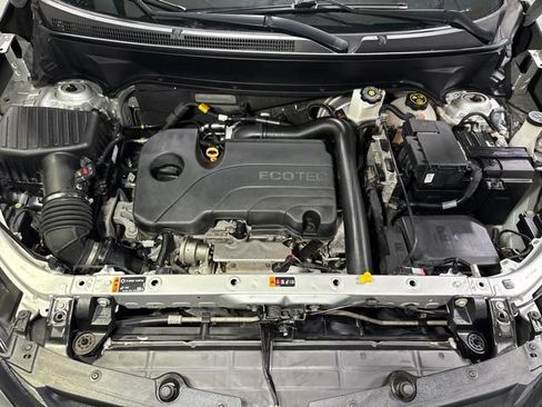 Used 2020 Chevrolet Equinox LS AWD/4WD image 5
