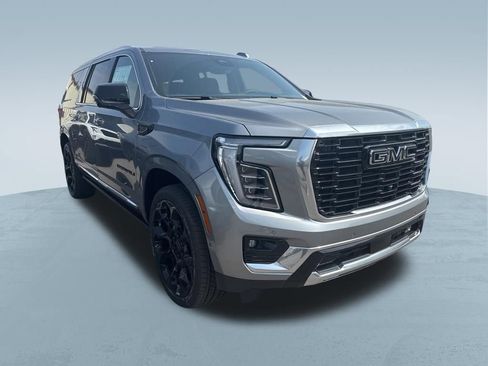 New 2026 GMC Yukon XL Denali w/ Denali Reserve Package AWD/4WD image 3