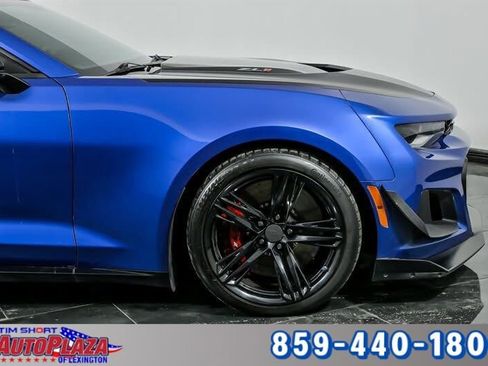 Used 2018 Chevrolet Camaro ZL1 image 12