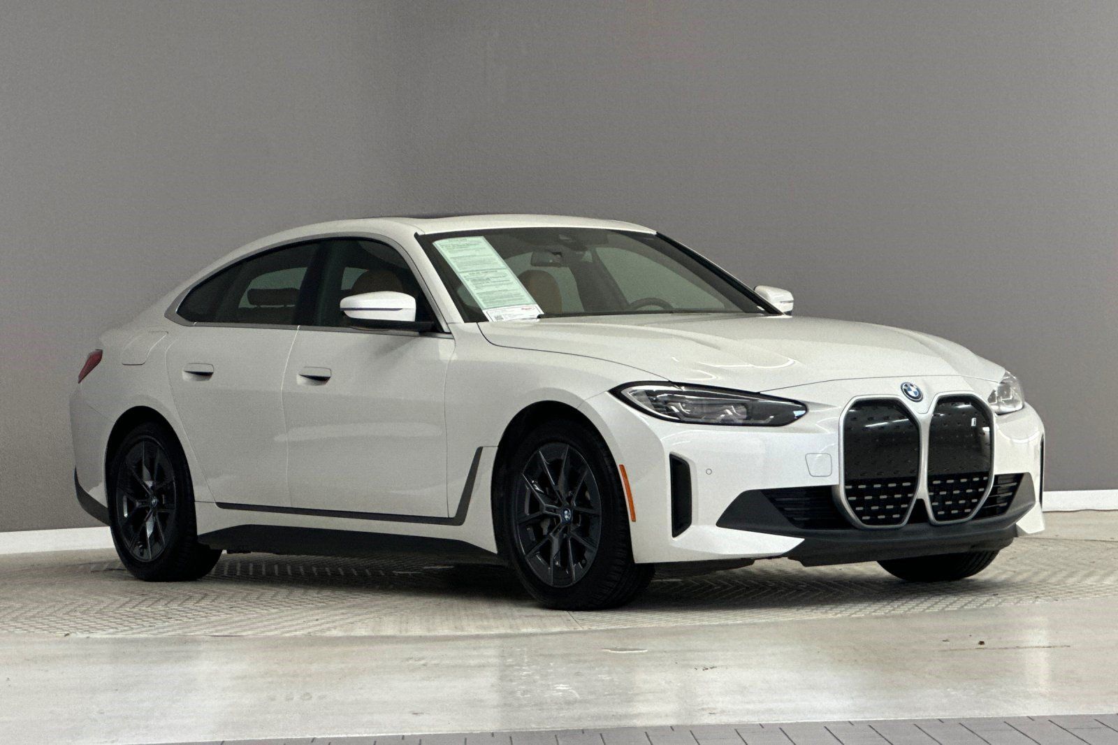Used 2024 BMW i4 eDrive40 w/ Premium Package RWD image 6