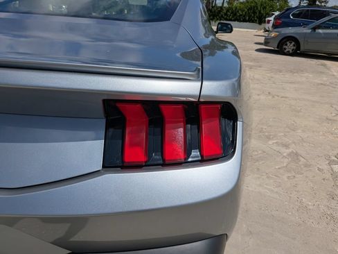 Used 2025 Ford Mustang Premium RWD image 11