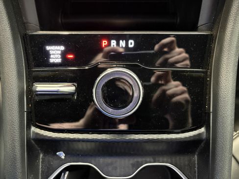 Used 2024 Jeep Grand Cherokee Limited w/ Trailer Tow Package image 19