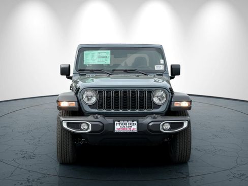 New 2026 Jeep Gladiator Sport AWD/4WD image 9