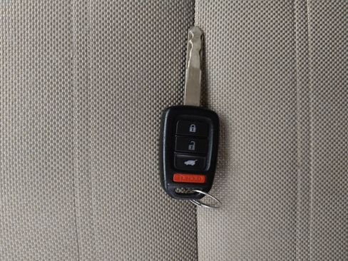 Used 2019 Honda CR-V LX image 32