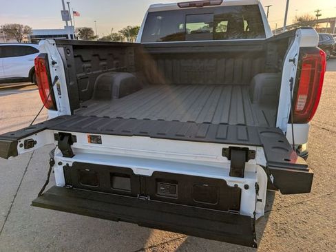New 2026 GMC Sierra 1500 AT4X AWD/4WD image 7