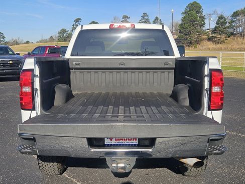 Used 2018 Chevrolet Silverado 2500 W/T w/ WT Convenience Package image 10