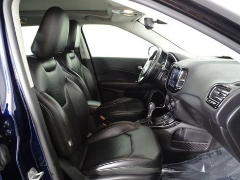 Used 2018 Jeep Compass Limited w/ Navigation Group image 17