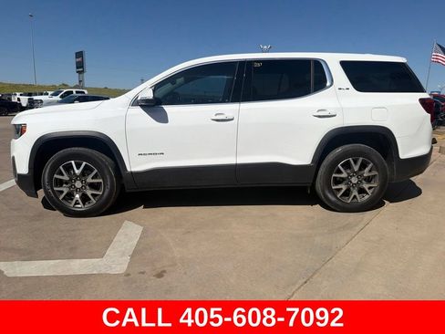Used 2023 GMC Acadia SLE w/ LPO, Floor Liner Package FWD image 6