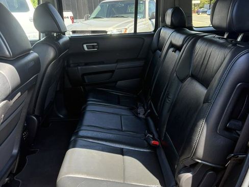 Used 2011 Honda Pilot Touring image 11