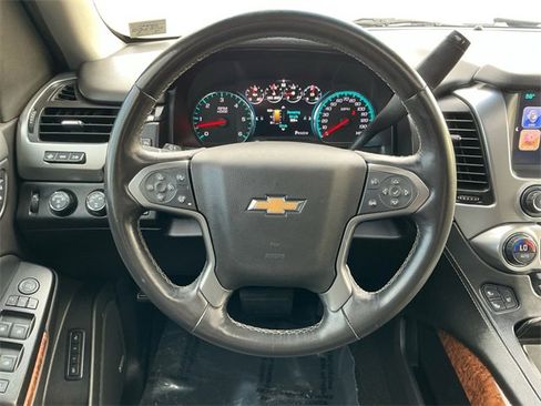 Used 2016 Chevrolet Suburban LTZ image 13