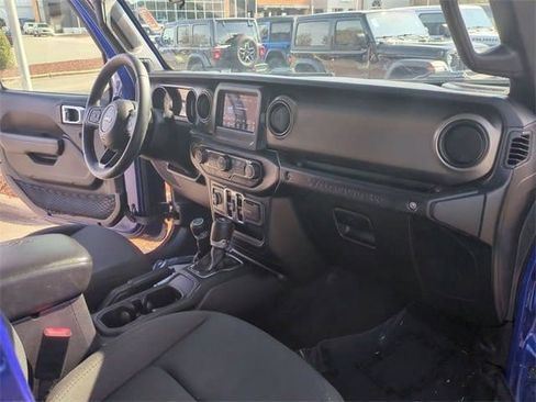 Used 2019 Jeep Wrangler Unlimited Sport S image 21