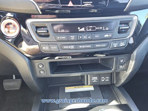Used 2021 Honda Passport Elite image 17