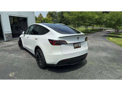 Used 2022 Tesla Model Y Performance AWD/4WD image 4