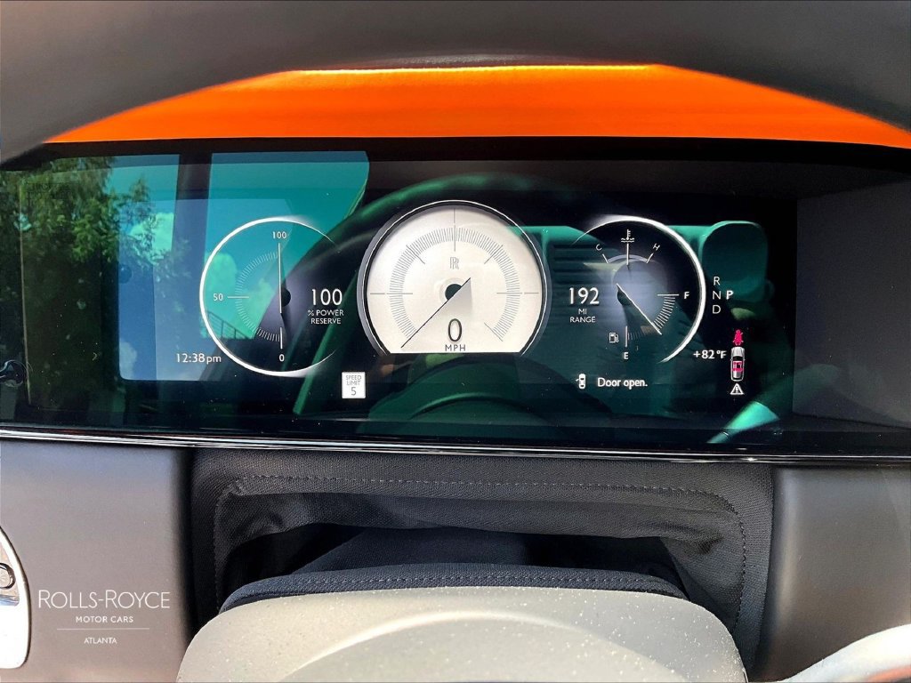 Certified 2025 Rolls-Royce Cullinan AWD/4WD image 19