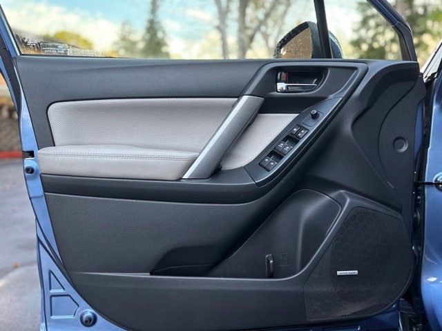 Used 2018 Subaru Forester 2.5i Limited AWD/4WD image 12