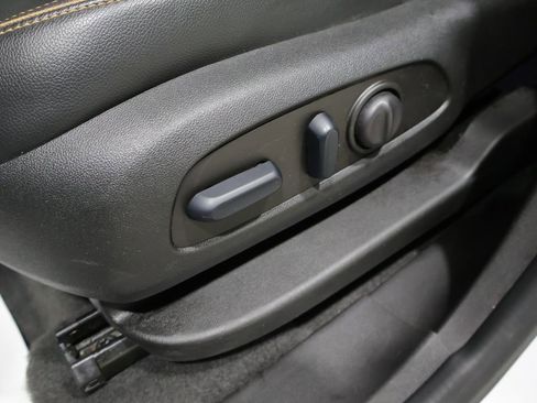 Used 2024 GMC Terrain AT4 image 12