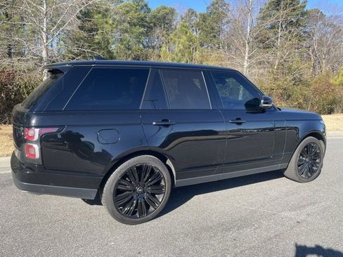 Used 2020 Land Rover Range Rover HSE image 2