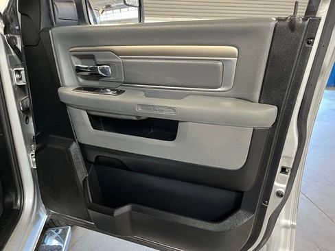 Used 2018 RAM 1500 Big Horn RWD image 12