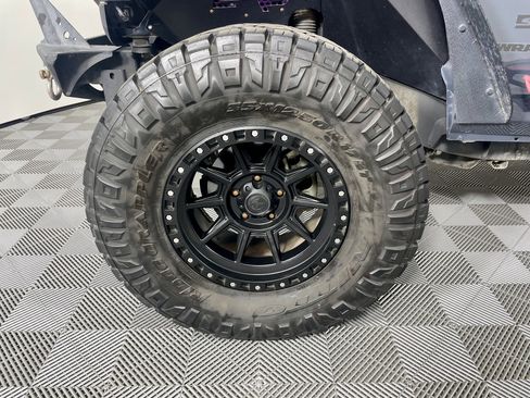 Used 2016 Jeep Wrangler Sport w/ Quick Order Package 24S image 9