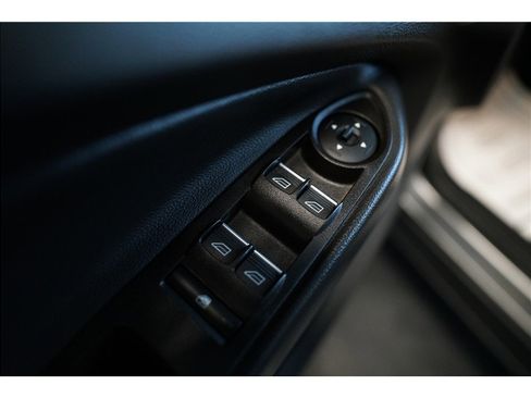 Used 2017 Ford Escape SE w/ Equipment Group 201A image 16