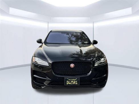 Used 2018 Jaguar F-PACE Prestige AWD/4WD image 6