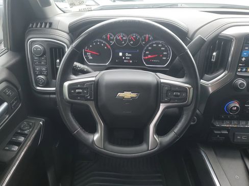 Used 2021 Chevrolet Silverado 1500 LTZ w/ LTZ Convenience Package II AWD/4WD image 11