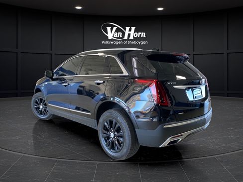 Used 2021 Cadillac XT5 Premium Luxury AWD/4WD image 5