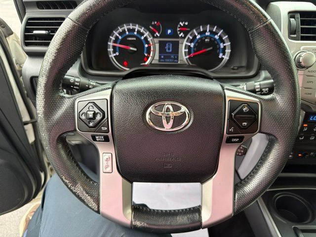 Used 2015 Toyota 4Runner Limited AWD/4WD image 21