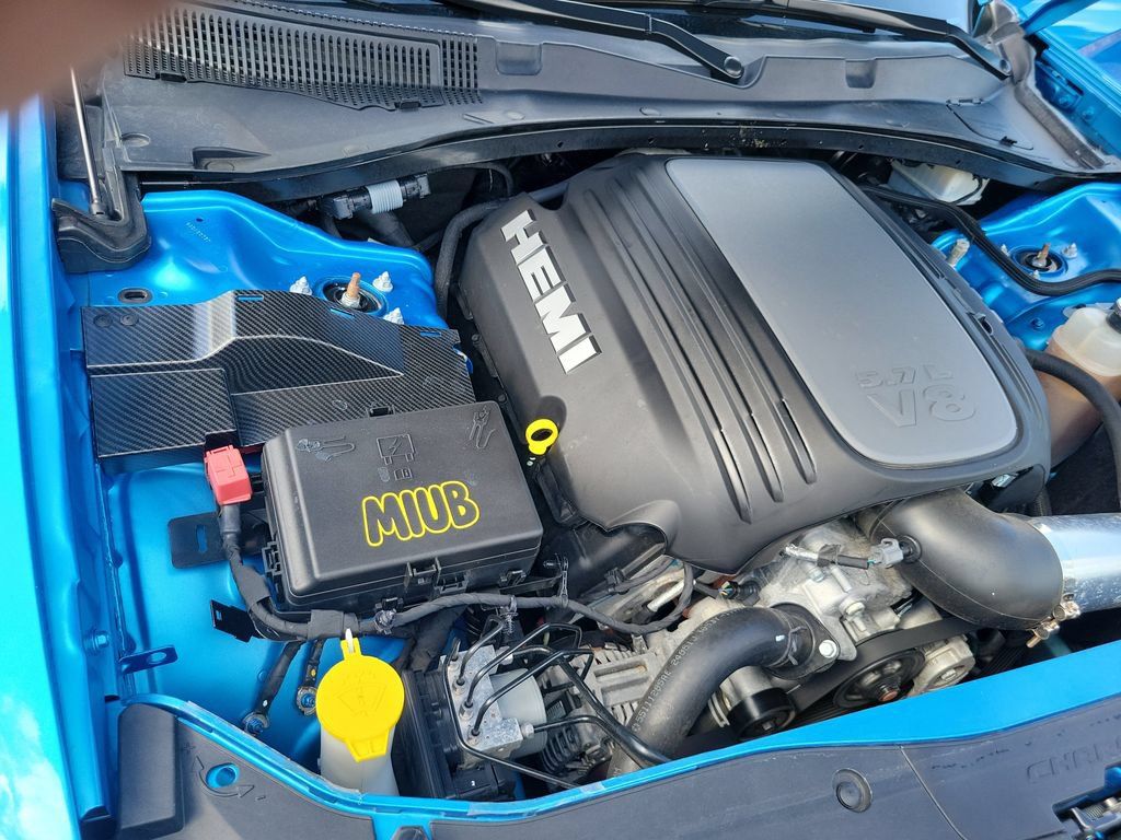 Used 2023 Dodge Charger R/T w/ Plus Group RWD image 37