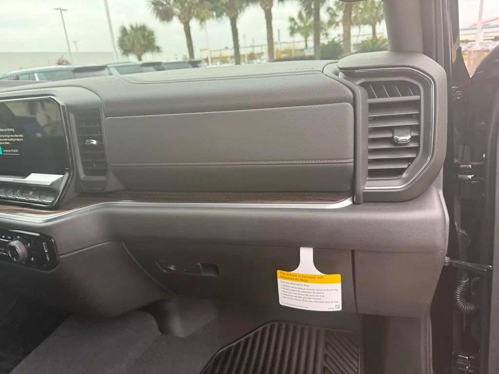 Used 2026 Chevrolet Silverado 1500 LT w/ Texas Edition Plus RWD image 42
