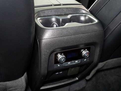 Used 2024 GMC Acadia Denali w/ Super Cruise Package image 27