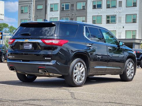 Used 2018 Chevrolet Traverse Premier AWD/4WD image 10
