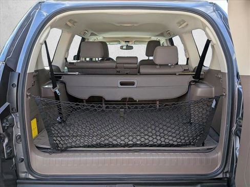 Used 2019 Lexus GX 460 image 6