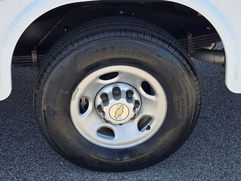 New 2025 Chevrolet Express 3500 w/ Power Convenience Package RWD image 21
