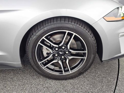 Used 2022 Ford Mustang Premium image 9