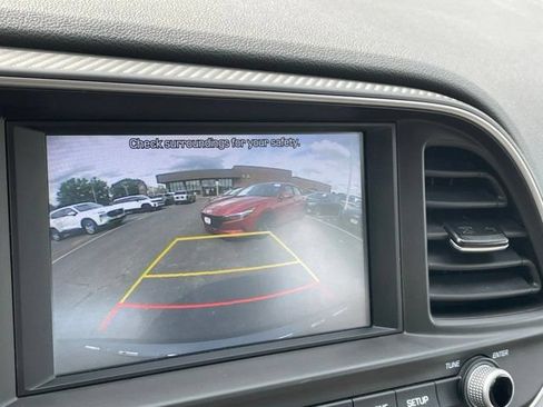 Used 2020 Hyundai Elantra SEL w/ Cargo Package (C1) FWD image 15
