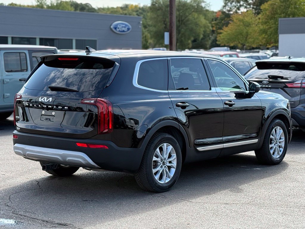 Used 2022 Kia Telluride LX AWD/4WD image 34