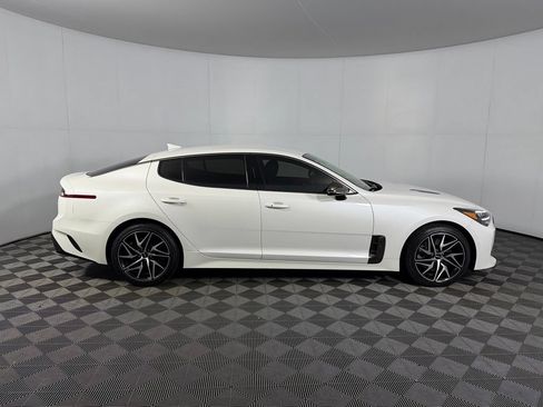 Used 2022 Kia Stinger GT-Line RWD image 7