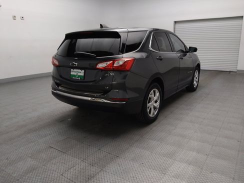 Used 2020 Chevrolet Equinox LT FWD image 9