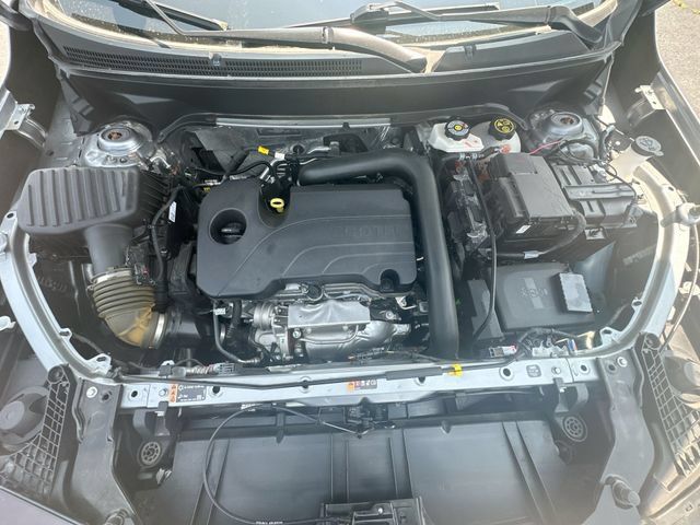 Used 2023 GMC Terrain SLE w/ Driver Convenience Package AWD/4WD image 27