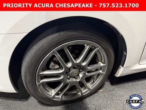 Used 2010 Scion tC image 2