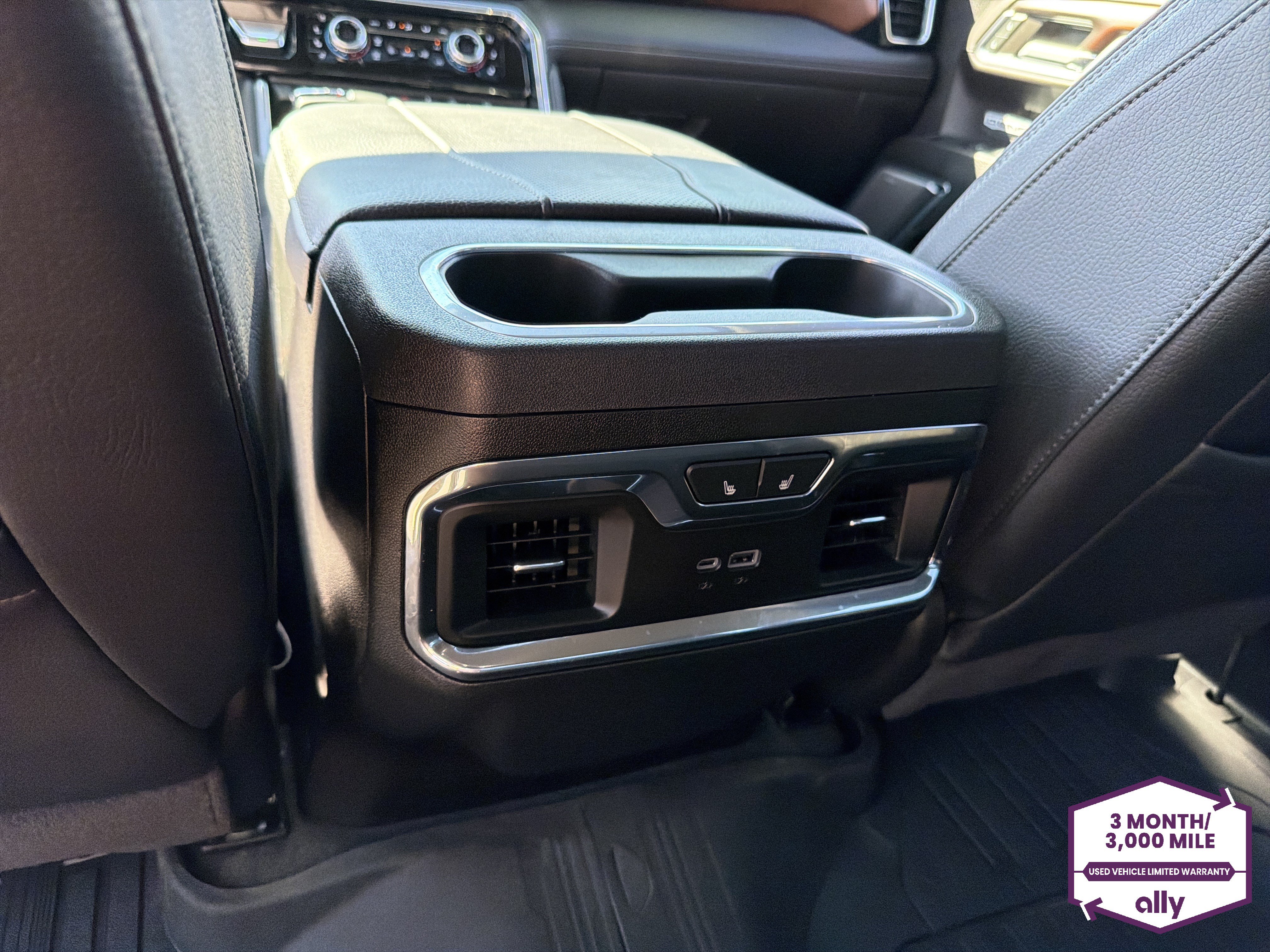 Used 2024 GMC Sierra 1500 Denali AWD/4WD image 15