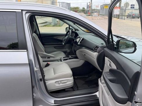 Used 2017 Honda Pilot EX-L image 10