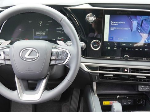 Used 2025 Lexus RX 350 FWD w/ Technology Package image 28