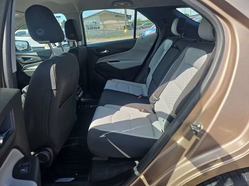 Used 2018 Chevrolet Equinox LS w/ LPO, Floor Liner Package FWD image 24