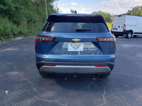 New 2026 Chevrolet Equinox LT w/ Convenience Package II image 8